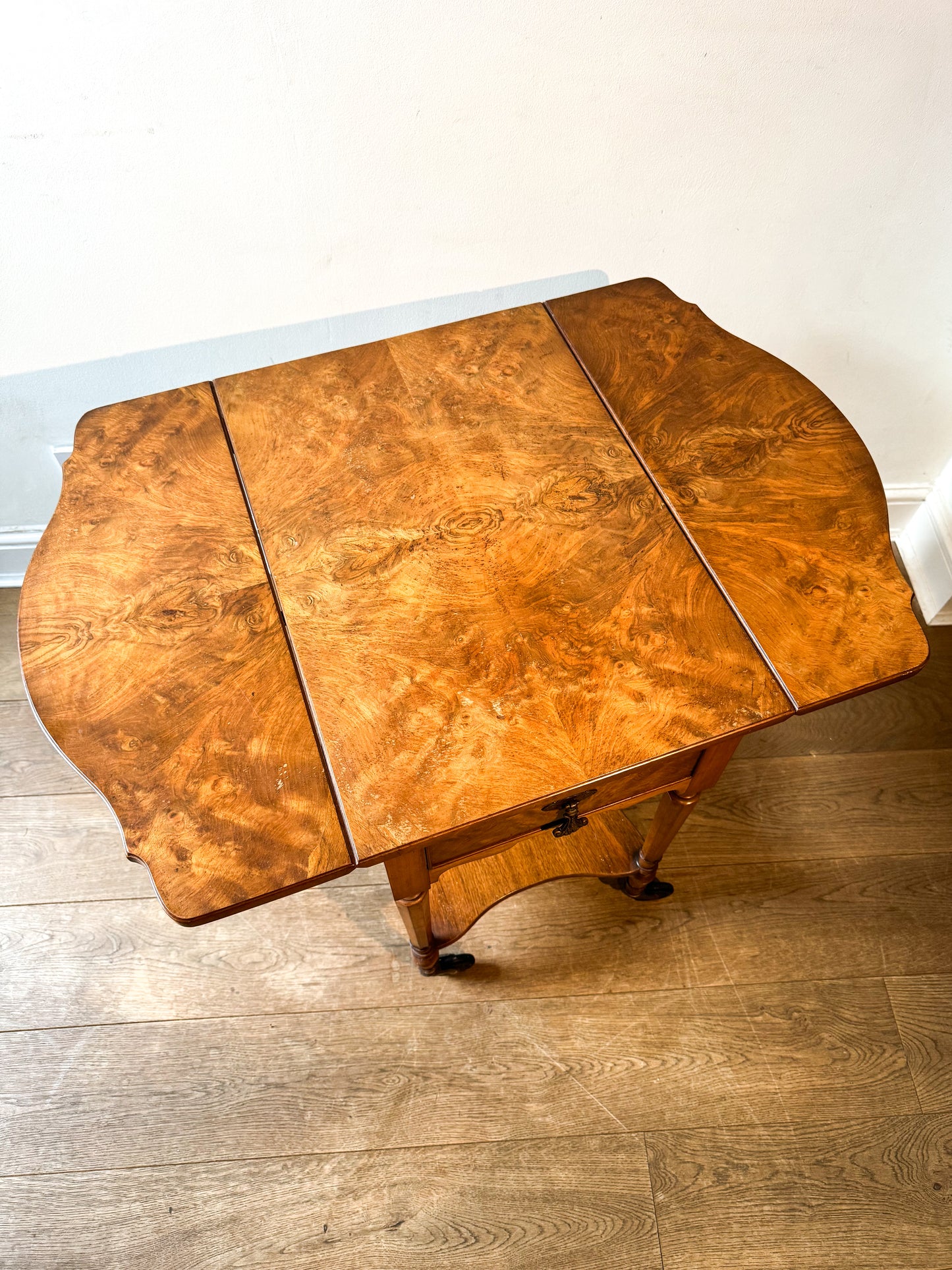 Waring & Gillows Walnut Table