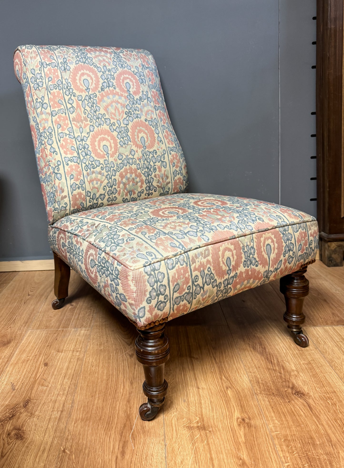 Victorian slipper chair