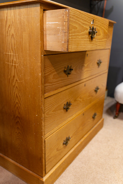 Heal & Son Chest Of Drawers