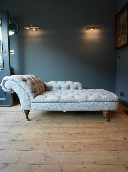 19th C Chaise Longue by Howard & Sons.