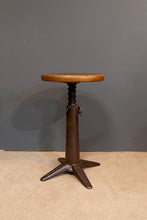 Singer stool