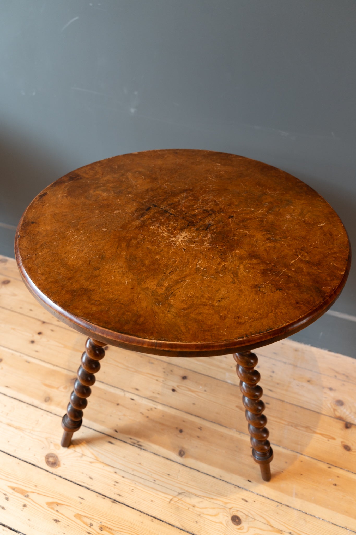 Bobbin turned walnut Cricket table